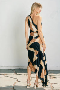 Abstract Pleated Maxi Dress