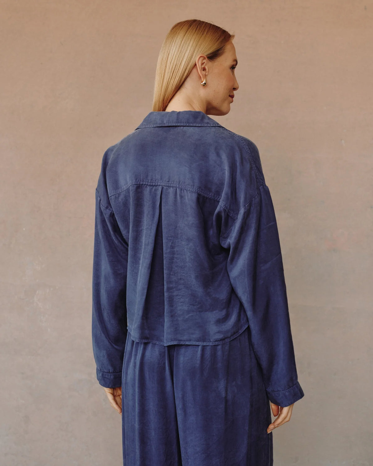 Bella Dahl Wide Hem Cropped Button Down Royal Navy