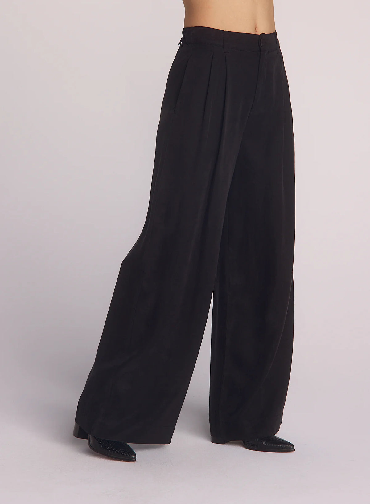 Double Pleated Wide Leg High Waist Black