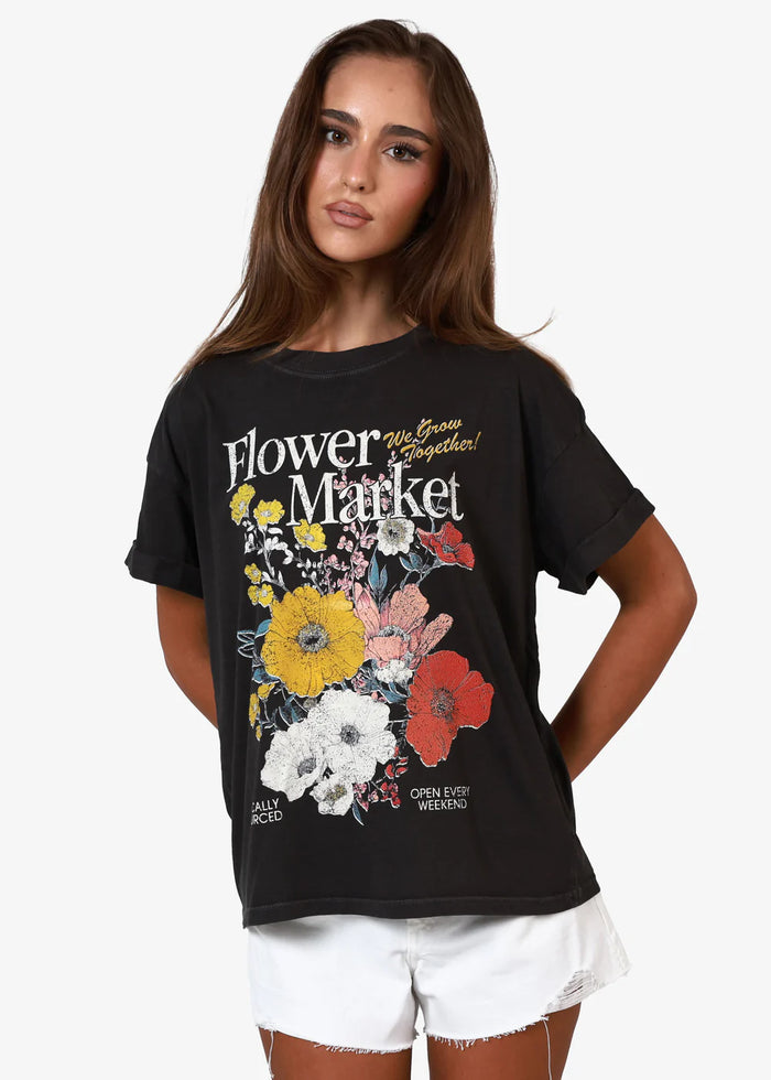 Flower Market Tee